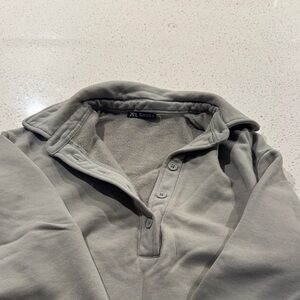 Zara Women’s Polo Sweatshirt